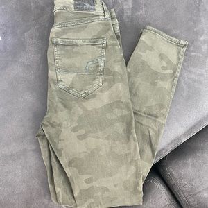 green camo jeans